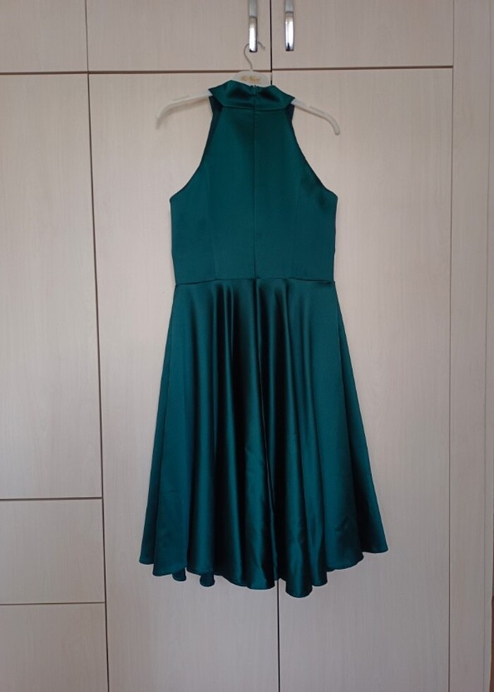 Zümrüt yeşili elbise - Görsel 2