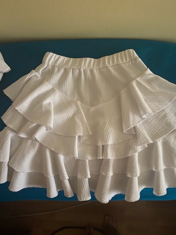 La Şarta Beyaz Fırfırlı Mini Etek - Görsel 2