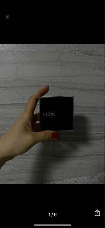 Huda Beauty Bronzer