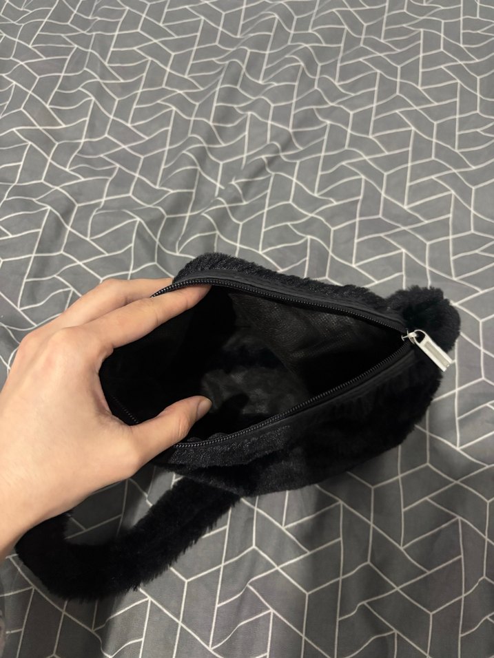 Kürk Detaylı Siyah Kadın Çanta - Görsel 3