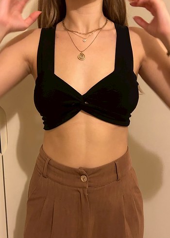 V Yaka Kısa Siyah Crop Top
