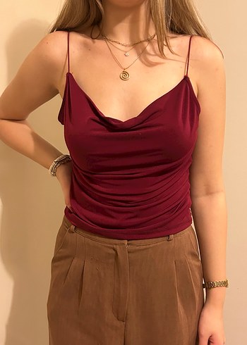 Bordo Drapeli V Yaka Mini İnce Askılı Bluz
