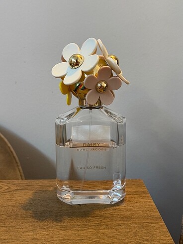 Marc Jacobs Daisy parfüm