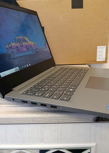 Lenovo Laptop Temiz ve hafif, uzun batarya ömrü - Görsel 3
