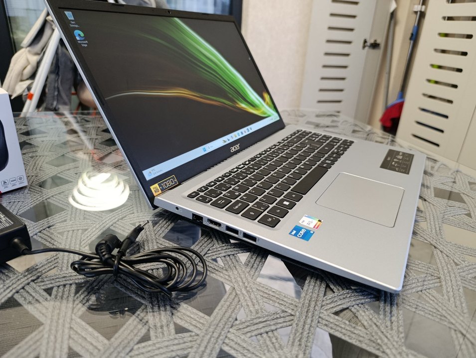 Kutu yepyeni Acer i5 Laptop 8gb 256GB - Görsel 2