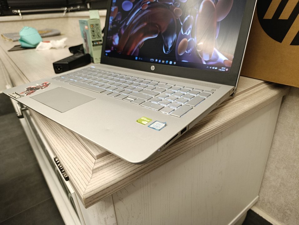 Nvidia Ekran kartlı HP laptop 8GB 256GB - Görsel 3