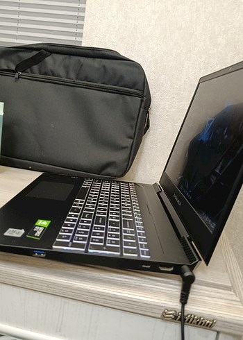 excalibur Gaming laptop i5 16GB 512GB GTX1650 4GB her türlü oyun - Görsel 3