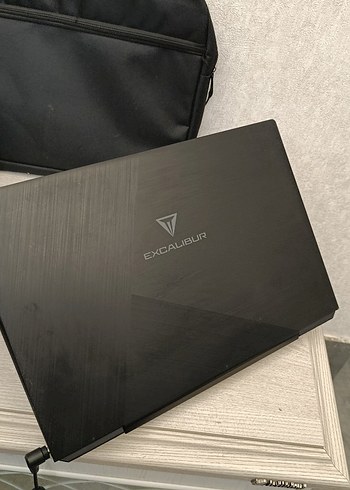 excalibur Gaming laptop i5 16GB 512GB GTX1650 4GB her türlü oyun - Görsel 4
