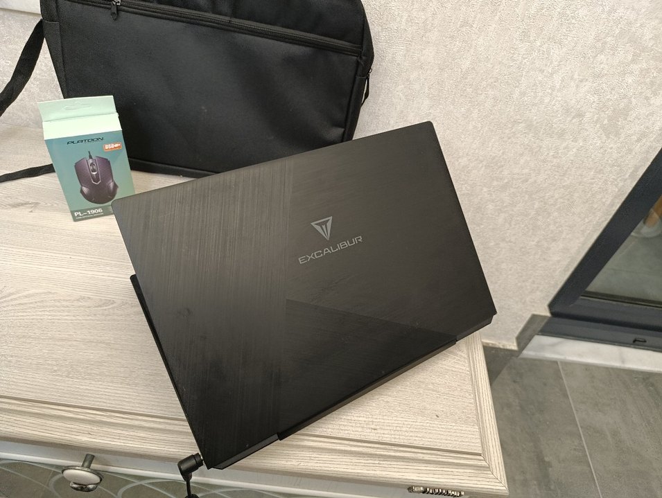 excalibur Gaming laptop i5 16GB 512GB GTX1650 4GB her türlü oyun - Görsel 4