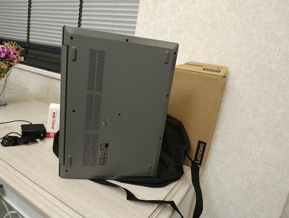 KUTULU LENOVO LAPTOP CİFT ÇEKİRDEKLİ SLİM KASA - Görsel 5