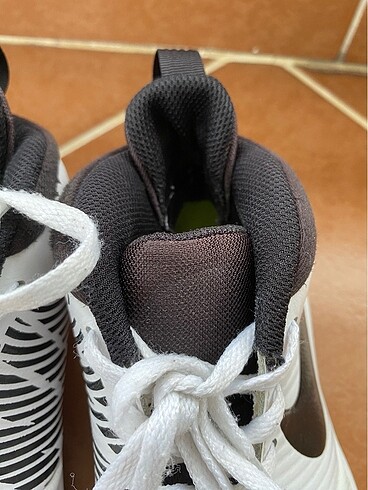 36,5 Beden nike spor ayakkabi