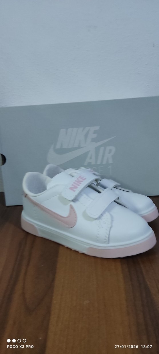 Kız Çocuk Beyaz Nike Spor Ayakkabı - Görsel 2