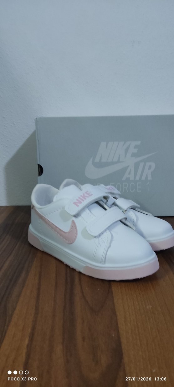 Kız Çocuk Beyaz Nike Spor Ayakkabı - Görsel 3