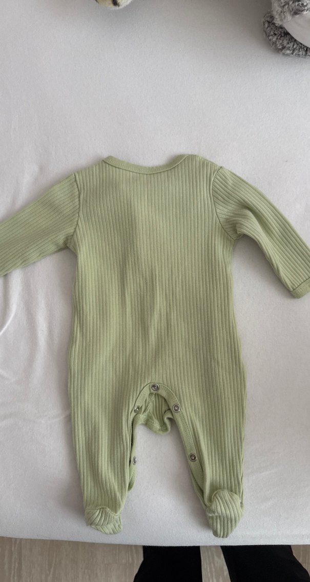 Düğmeli Uzun Kollu Bebek Tulum - Yeşil - Görsel 4