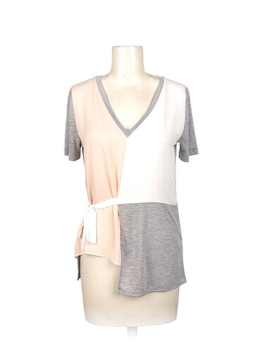 Trendyol & Milla T-shirt %70 İndirimli.