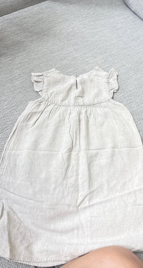 Kız Çocuk Keten Fırfırlı Kolsuz Elbise - Görsel 3