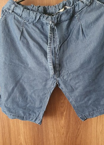 Kadın Gri Mavi Bol Kesim Kemerli Mini Kot Şort
