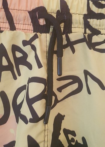 Sarı Baskılı Erkek Mini Streetwear Şort - Görsel 2