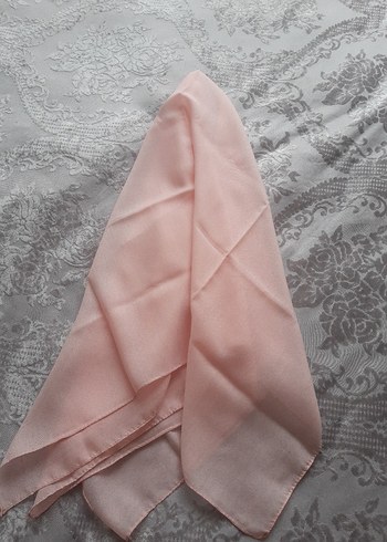 Pembe Eşarp - Görsel 4
