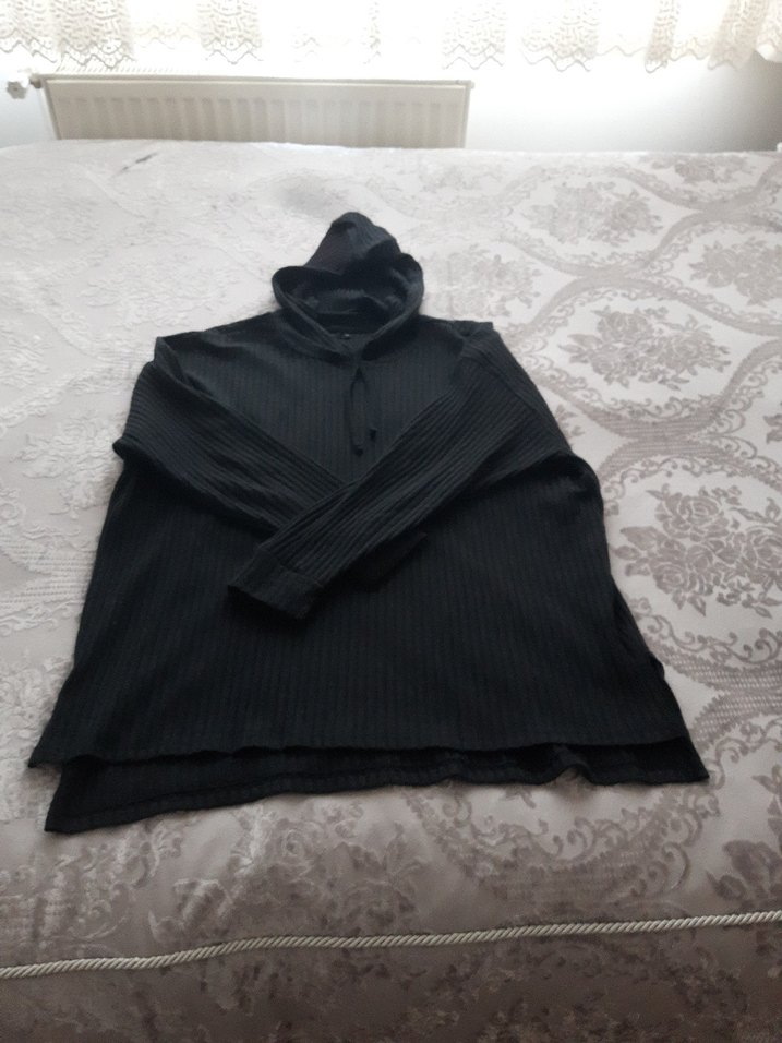 Siyah Kapüşonlu Kadın Sweatshirt - Görsel 5