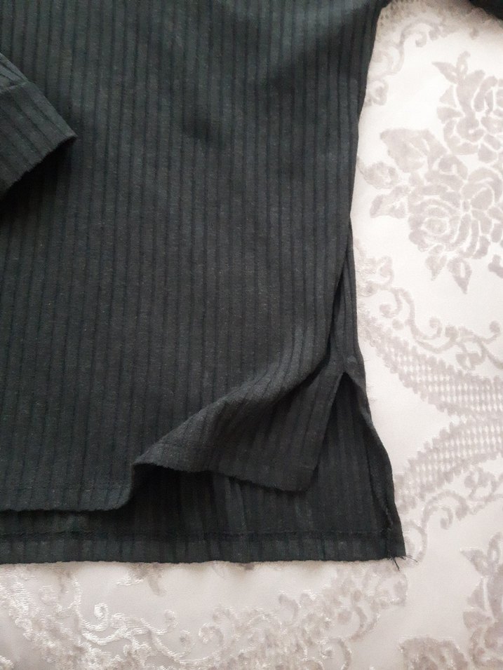 Siyah Kapüşonlu Kadın Sweatshirt - Görsel 4