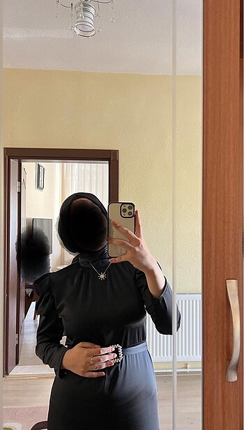 Siyah elbise