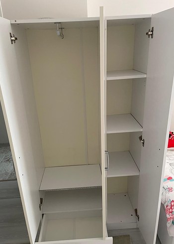 3 kapaklı beyaz çocuk dolabı - Görsel 2