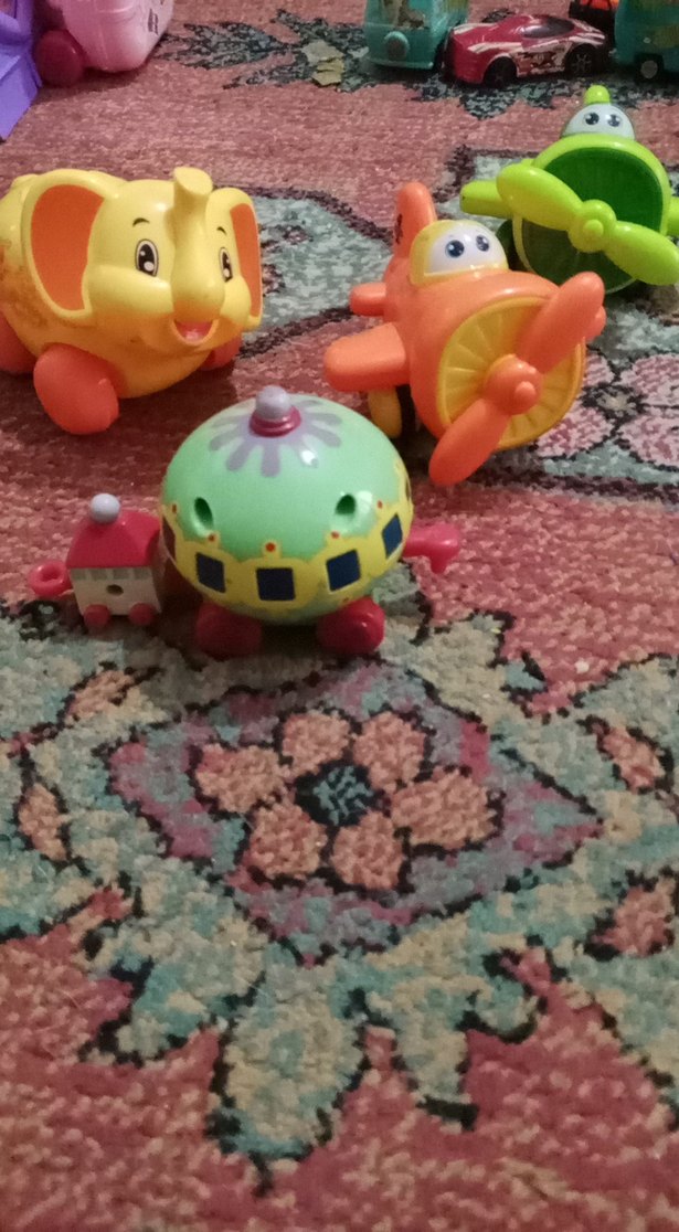 Renkli Plastik Oyuncak Uçak ve Fil Seti - Görsel 2