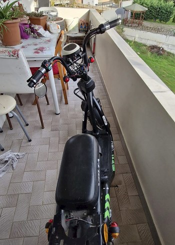 Volta Yeşil Elektrikli  Scooterı - Görsel 2