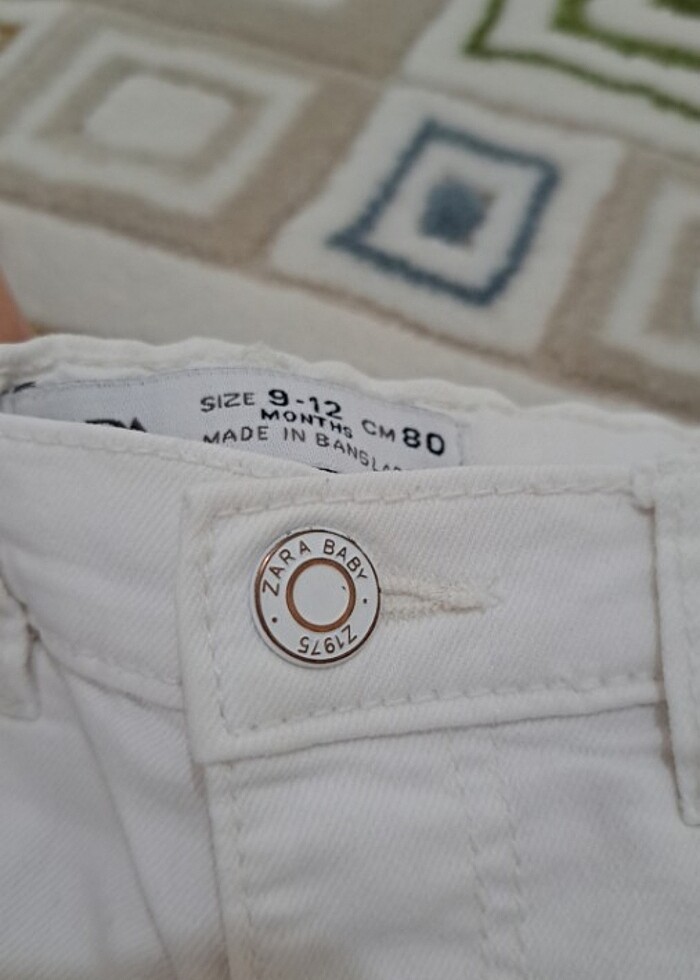 Zara dan beyaz kot herseyle kombinledim tiki bir kız olsun istiy - Görsel 3