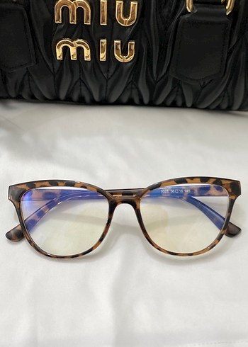 Mavi ışık korumali optik gözlük
