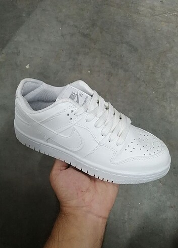 NİKE SB DUNK SPOR AYAKKABI