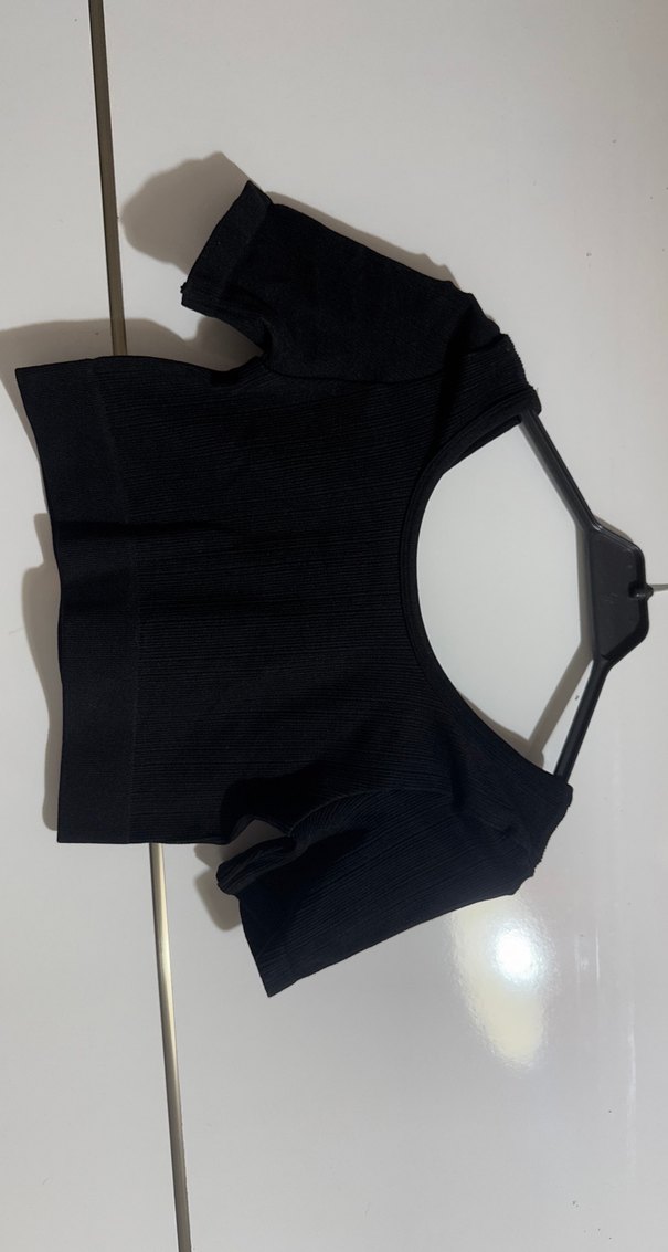 Siyah Kısa Kollu Crop Top - Görsel 5