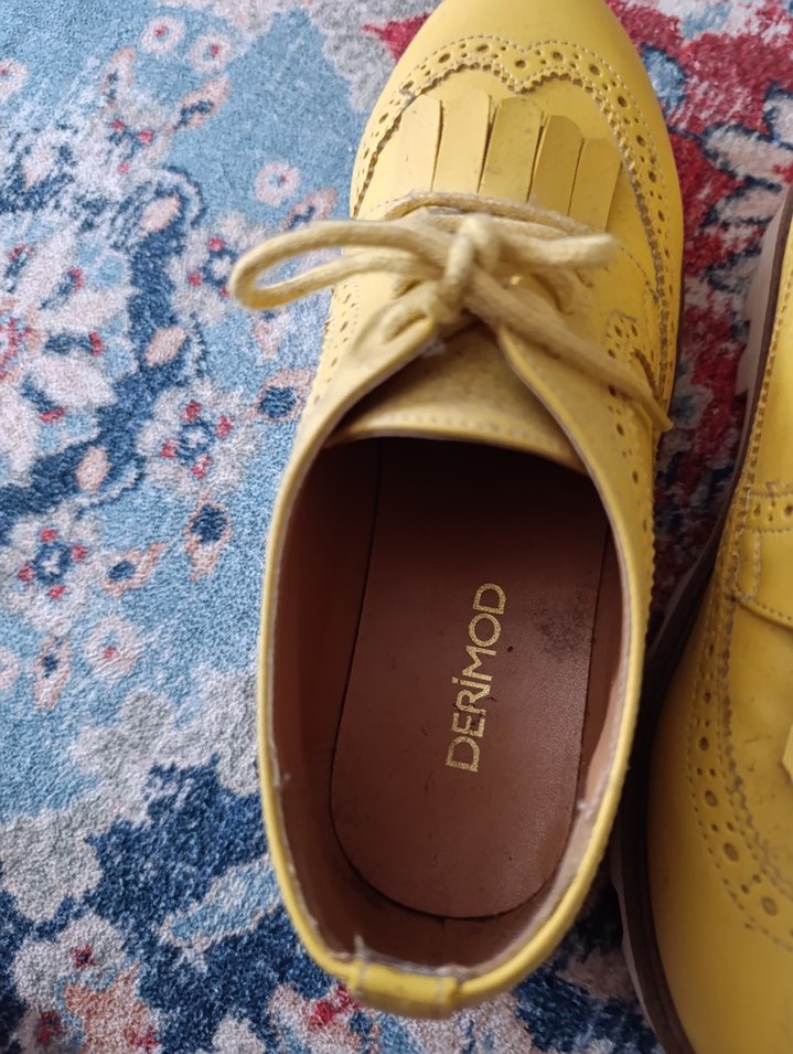 Derimod 38 nmr Sarı Deri Püsküllü Kadın Klasik Ayakkabı - Görsel 4