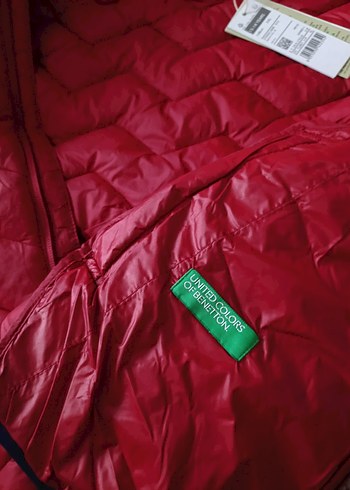 Benetton 13-14 yaş ince Kırmızı Kapüşonlu Erkek Çocuk Yelek - Görsel 6