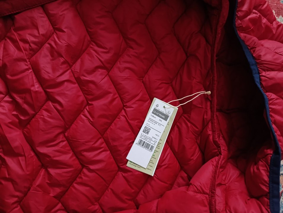 Benetton 13-14 yaş ince Kırmızı Kapüşonlu Erkek Çocuk Yelek - Görsel 4