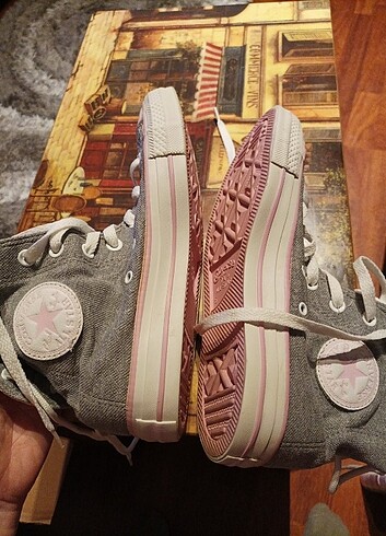 38,5 Beden gri Renk Converse 37.5 nmr Spor ayakkabı. bir defa giyildi. kutusu mevcut