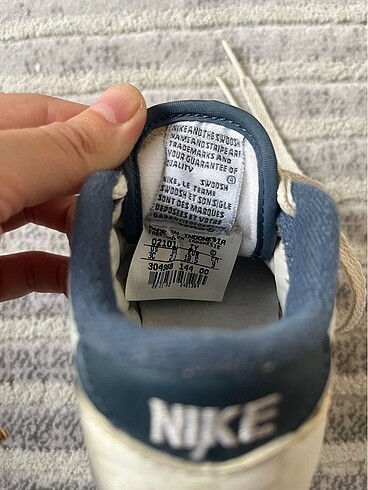 18 Beden beyaz Renk Nike bebek ayakkabısı