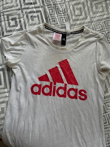 Adidas Tişört