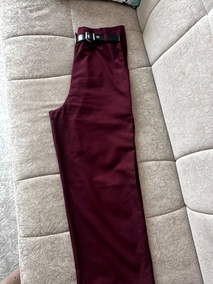 Bordo Kemer Detaylı Kumaş Pantolon - Görsel 2