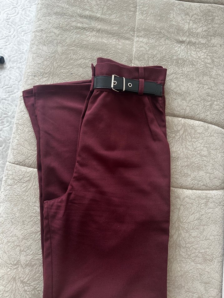 Bordo Kemer Detaylı Kumaş Pantolon - Görsel 3
