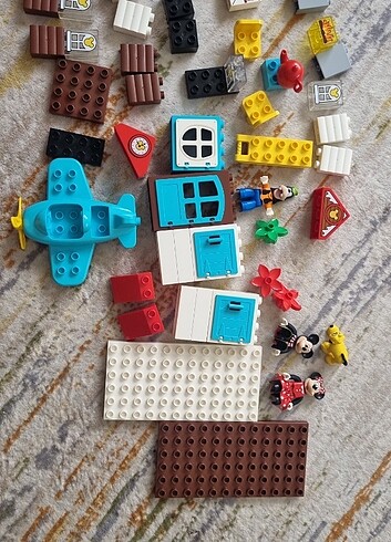 Lego duplo mickeynin tatil evi