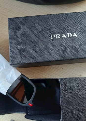 Beden siyah Renk Prada siyah Polarize Güneş Gözlüğü