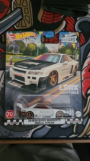 Hot Wheels Premium Nissan Skyline 