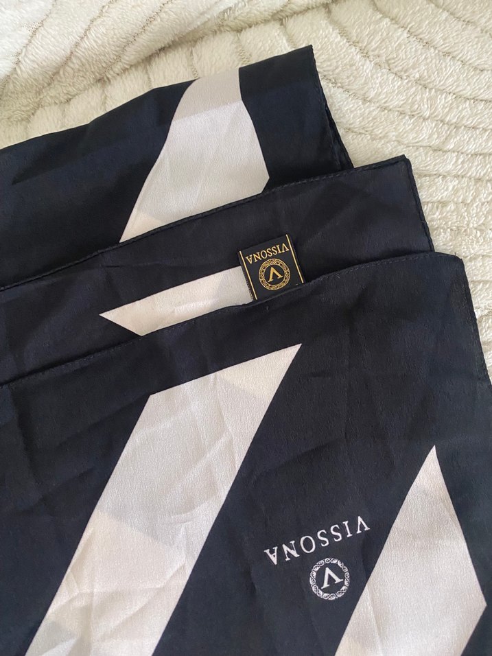 Siyah Beyaz Çizgili Kadın Fular Vissona eşarp - Görsel 2