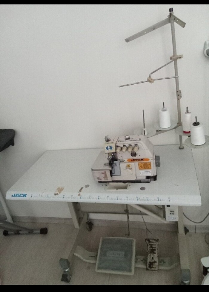 Sanayi tipi OVERLOK MAKİNASI  - Görsel 2