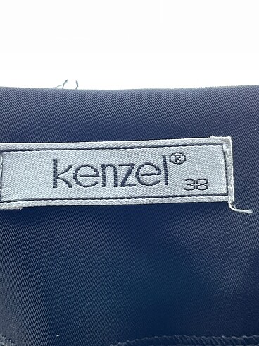 38 Beden siyah Renk PreLoved Mini Etek %70 İndirimli.