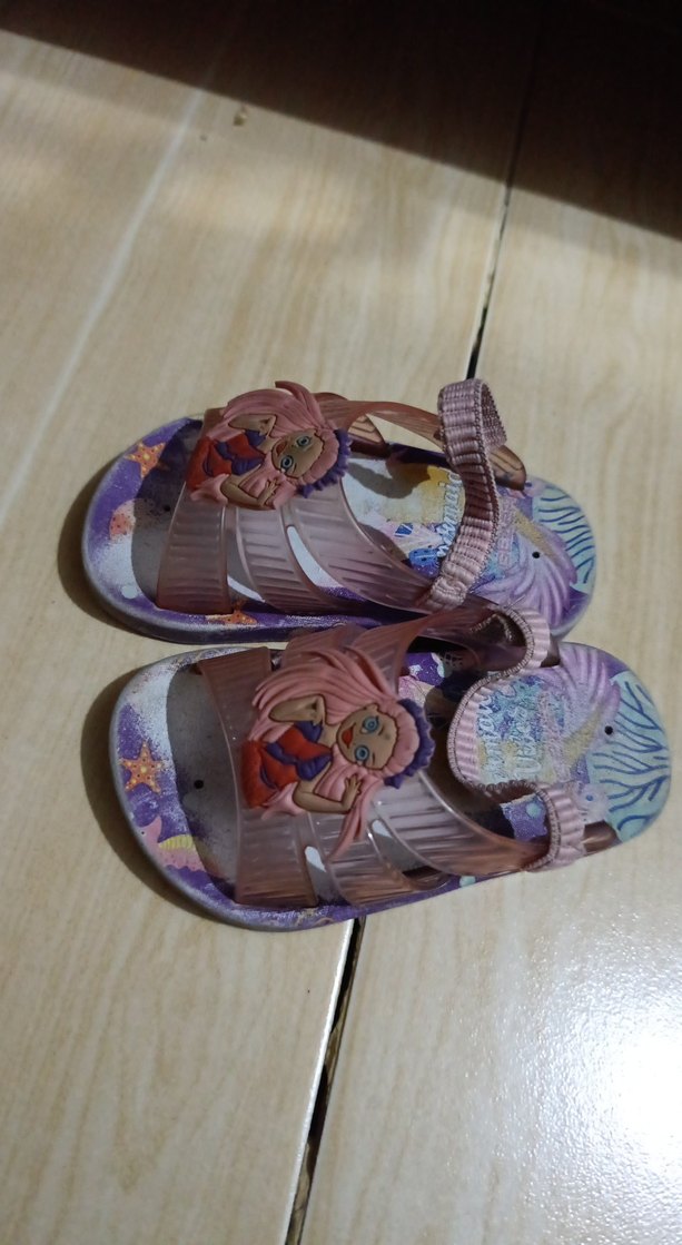 Kız Çocuk Pastel Renkli Baskılı Sandalet - Görsel 2