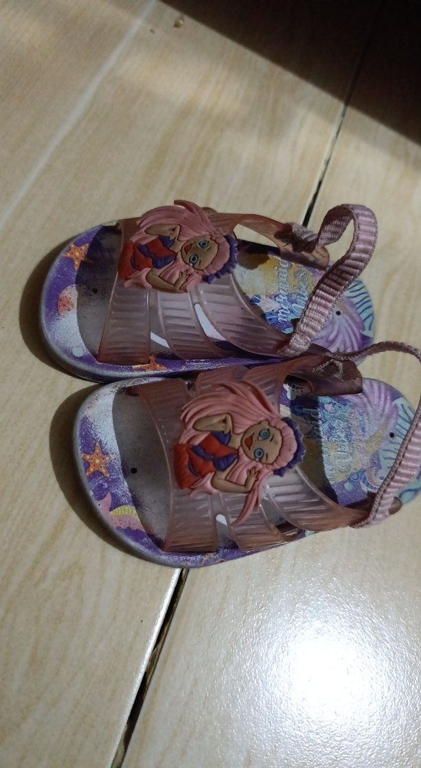 Kız Çocuk Pastel Renkli Baskılı Sandalet - Görsel 3