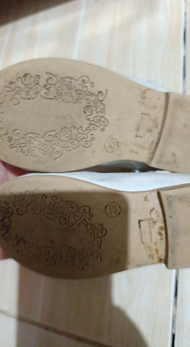 Kız Çocuk Beyaz Tokalı Babet Ayakkabı - Görsel 3